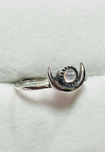 925 Sterling Silver Flashy Rainbow Madagascar Moonstone Half Crescent Moon Ring - 第 4/18 張圖片