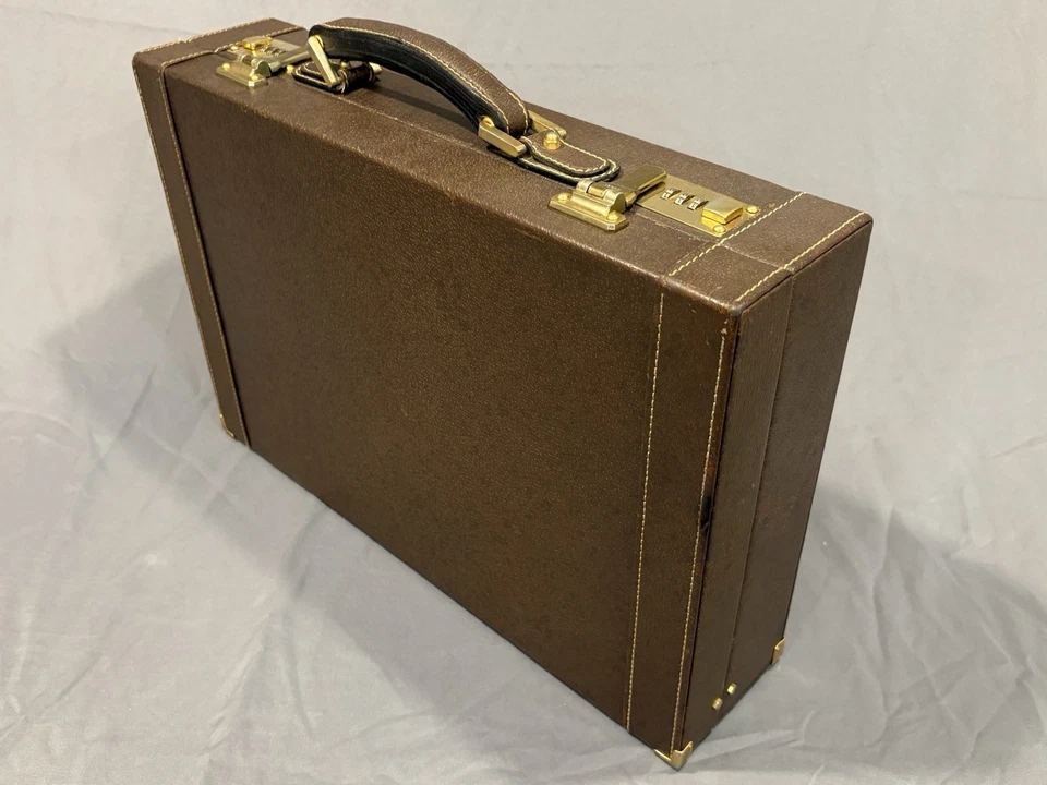 Auténtico maletín rígido de cuero marrón vintage Gucci para hombre hecho en Italia Foto 4 de 4