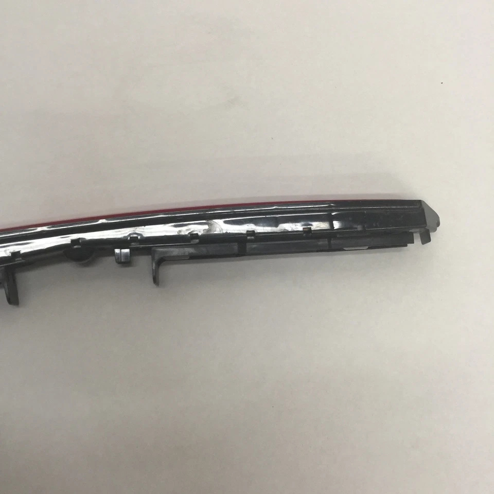 LUZ DE FRENO TRASERA MERCEDES BENZ SLK350 2012 2013 2014 2015 OEM Foto 4 de 4