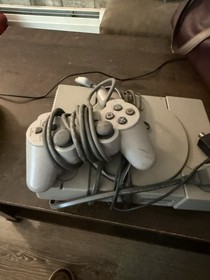 Sony PlayStation 1 PS1 SCPH-1001 Gray Console w/ 2 Controllers & Cables