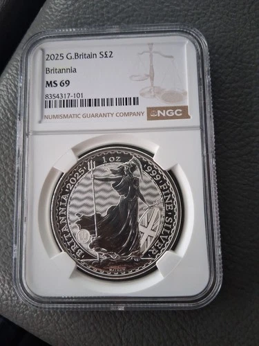 2025 Great Britain S£2 Britannia NGC MS 69 Beautiful Coin!