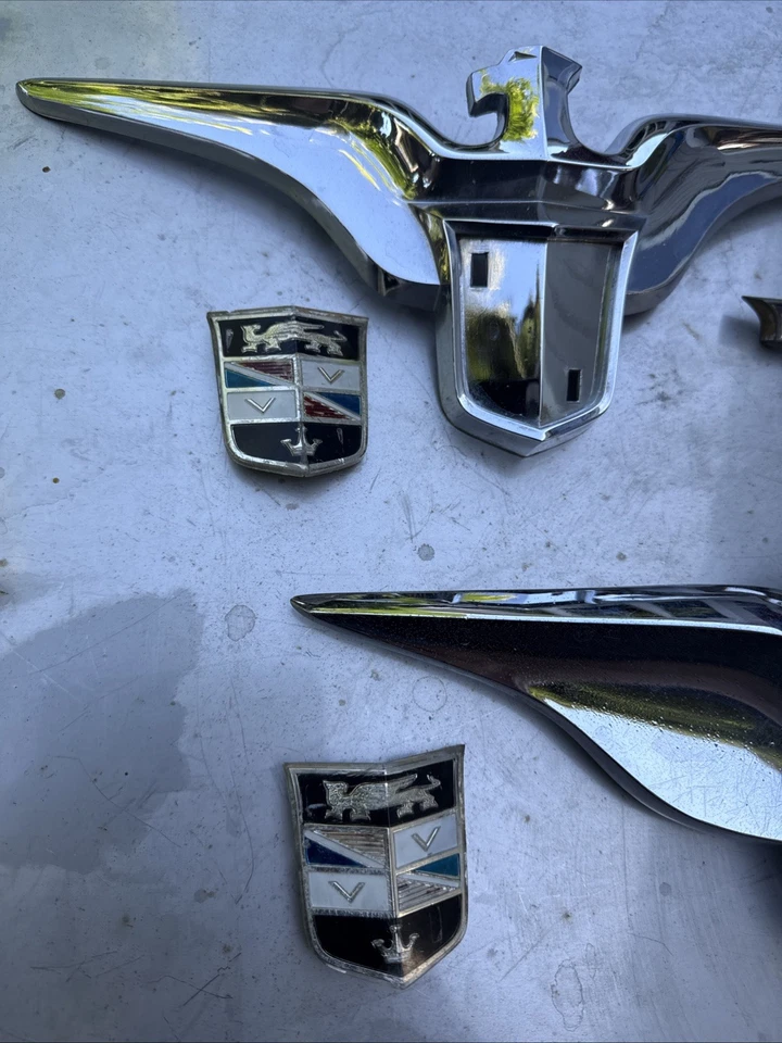 Chrysler Crown Imperial 1955-1956 parrilla y emblema de maletero calidad original del conductor Foto 2 de 4