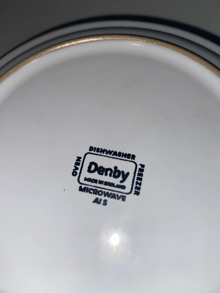 6 x Denby Regency Green Plates good Used Condition 17.5cm - Image 2 of 3