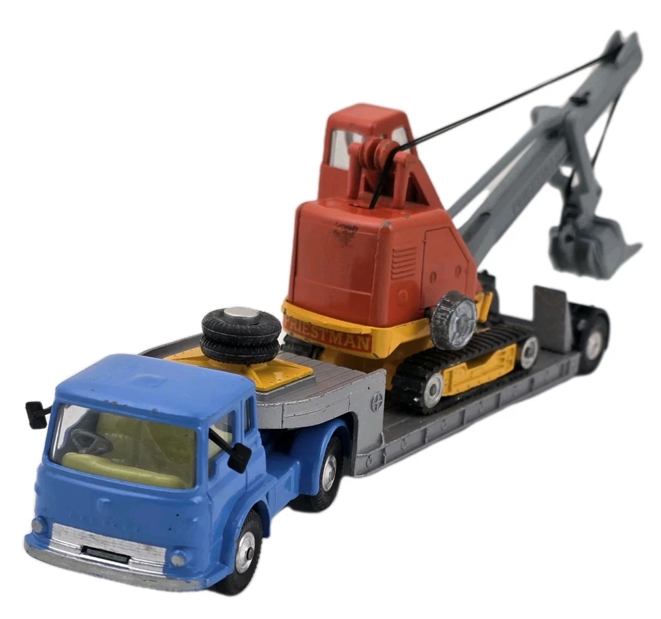 Juego de regalo de juguetes Corgi años 60 27 portamaquinaria Bedford Unidad Priestman Cub Pala Foto 2 de 4