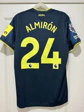 Miguel Almiron #24 Mens MEDIUM Castore Newcastle United Third Jersey Fan Version