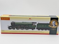 Hornby R3437 Class A3 4-6-2 2503 'Firdaussi' in LNER apple green - gloss finish