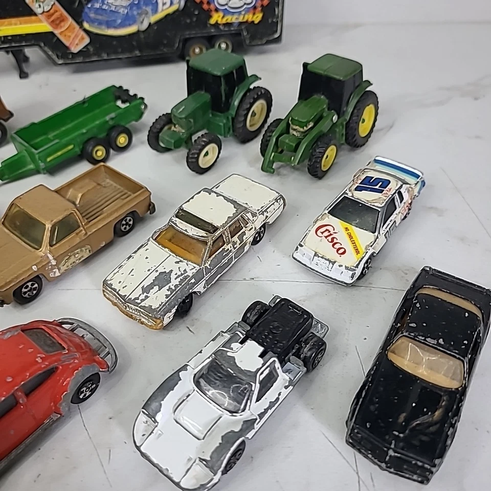 Mixed Lot of 17 Vintage 80s 90s ERTL Diecast Cars Loose John Deere Smurfs - Image 3 of 4