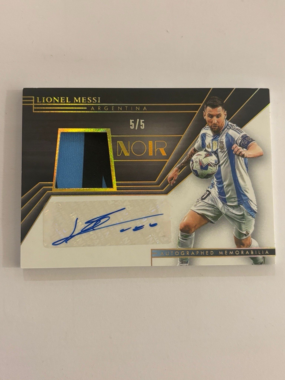 Panini Noir Lionel Messi 5/5 Argentina Patch Auto 2024/25