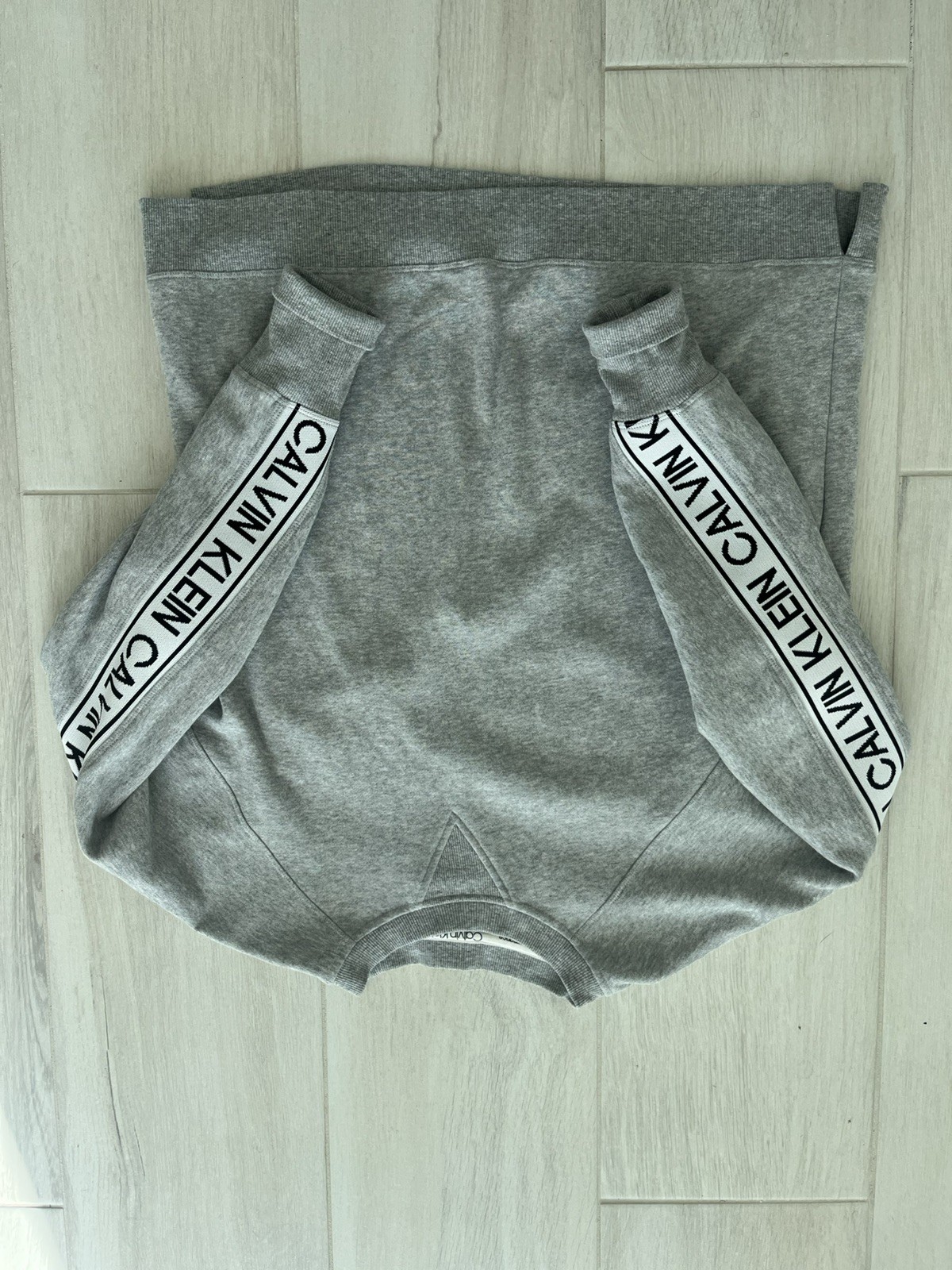 CK Performance Womens Silver  Logo   Sweatshirt c… - image 6