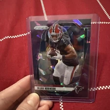 2024 Panini Prizm Bijan Robinson Purple Cracked Ice Prizm 119/225 Rookie #305