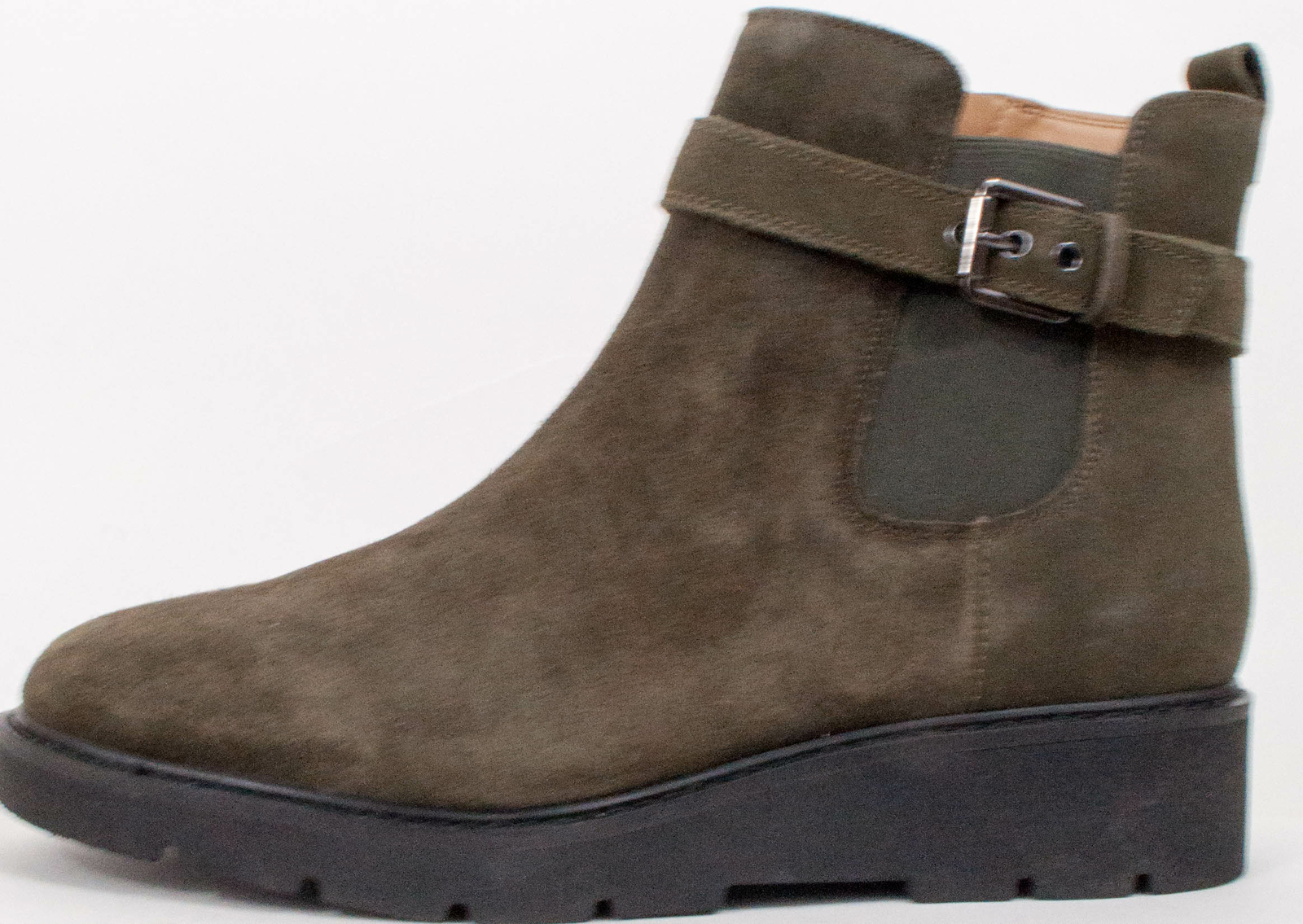 water resistant boots ladies