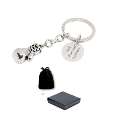 Schlüsselanhänger Boxhandschuh personalisiert. Geschenk mit Gravur für Boxliebhaber. Hochwertig!