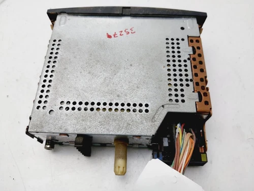 8200256141 Sistema Audio/Radio Cd para RENAULT MEGANE II CLASSIC BERLINA 8841896 - Imagen 4 de 10