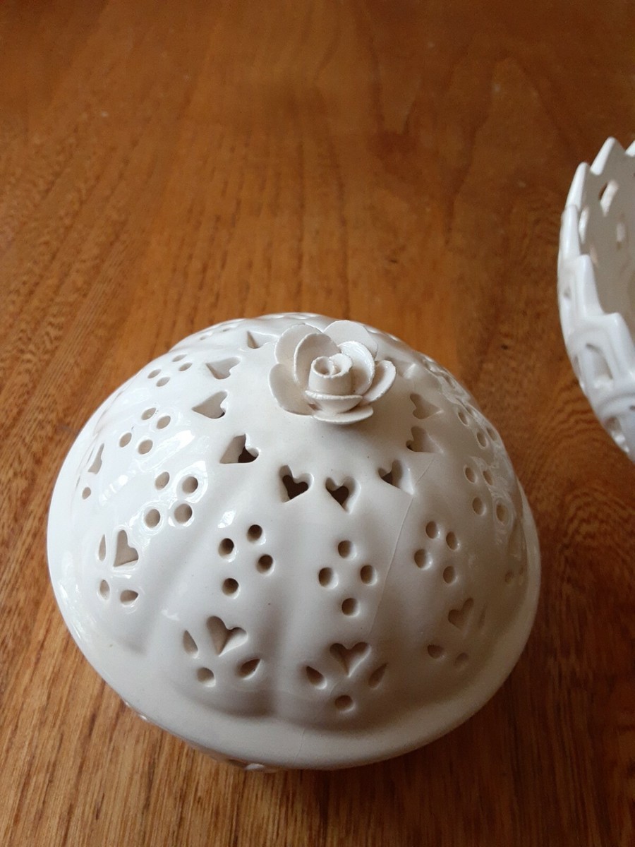 Hartley Greens Leeds Pottery Ivory Pierced Bowl & Trinket