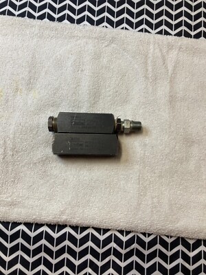 PARKER HYDRAULIC CHECK VALVE C620S, C600S Lot of 2