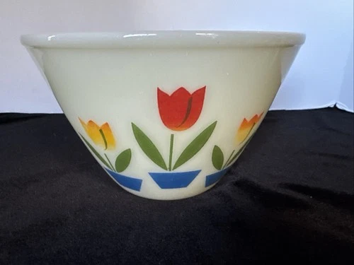 Vintage Anchor Hocking Fire King Tulips Ivory Mixing Nesting Bowl 7.5” 1940s/50s