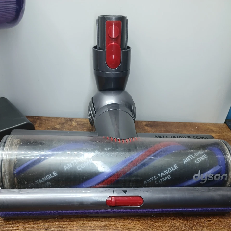 Dyson V15 Detect, photo 3 of 5