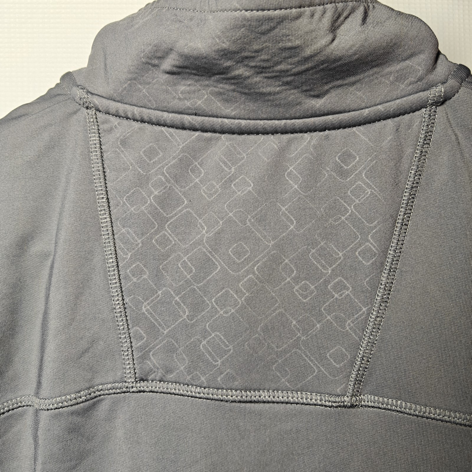 Size Medium ELEVATE quarter-zip pullover with "Fi… - image 6