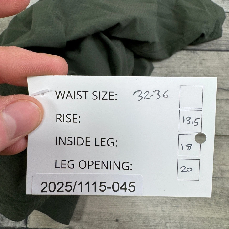 Pantalones Cortos Nike Verde Total 90 3/4 y2k Bolsillos con Cordón Sueltos Para Hombres XL Foto 2 de 4