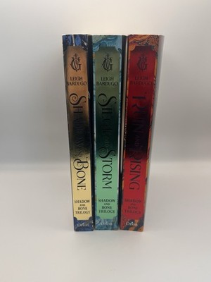 Leigh Bardugo the Shadow and Bone Trilogy Grishaverse Paperback Edition