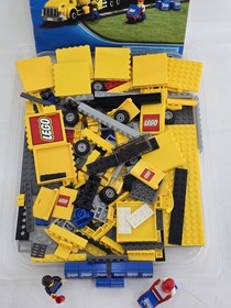 Lego 3221 City LEGO Truck 100% Complete Counted W/ Manual Instructions