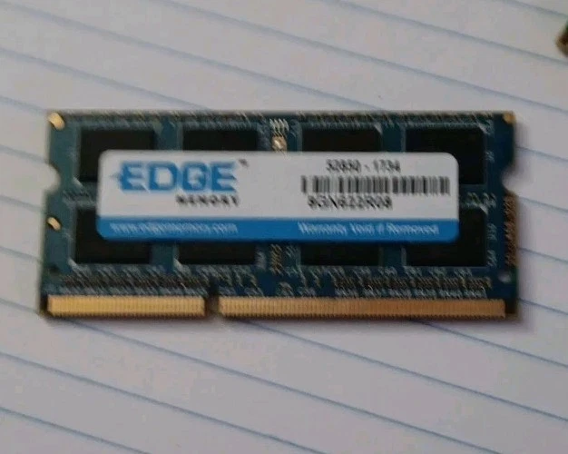 8GN622R08LW Edge Memory 8GB PC3-12800 DDR3-1600MHz CL11 204-Pin SoDimm 1.35V - Image 4 of 4