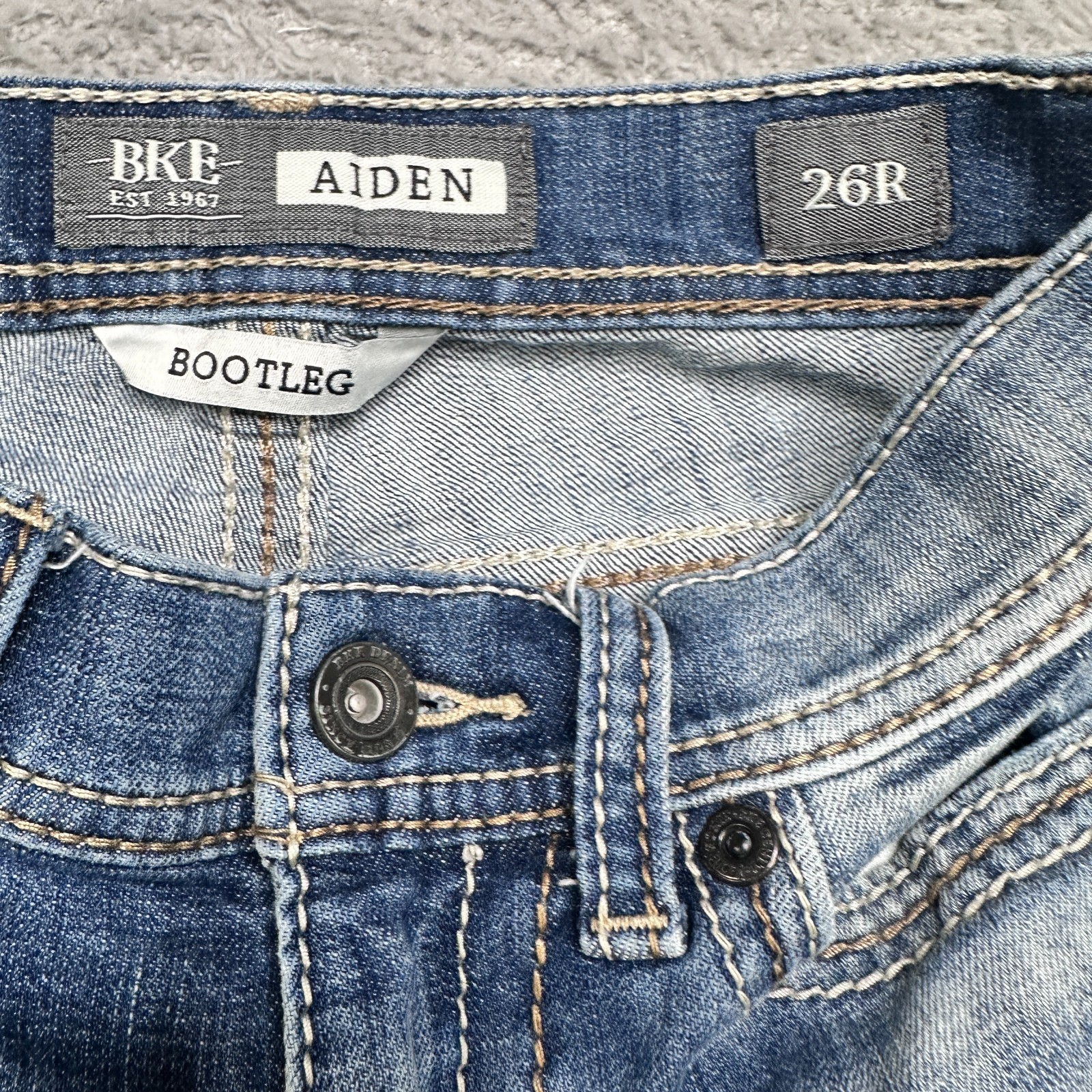 BKE Aiden Jeans Mens 26R Blue Faded Bootleg Stretch image 5