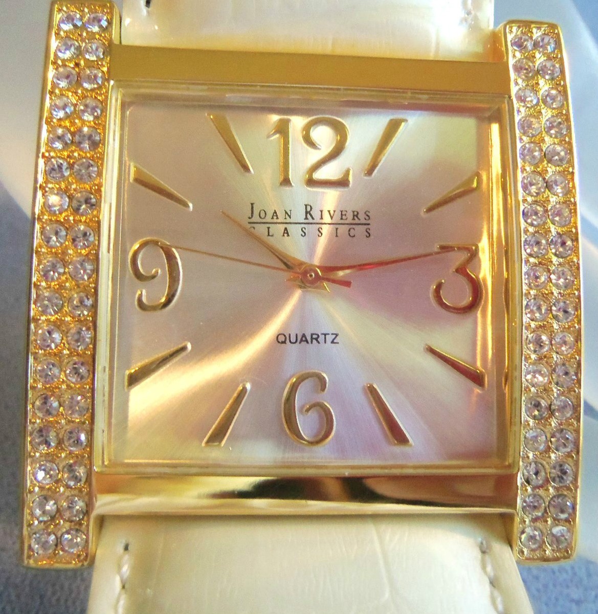 JOAN RIVERS LARGE CLASSIC COLLECTION WHITE & GOLD WATCH 