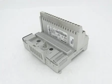 ALLEN BRADLEY 1794-TB2 SERIES A PLC MODULE