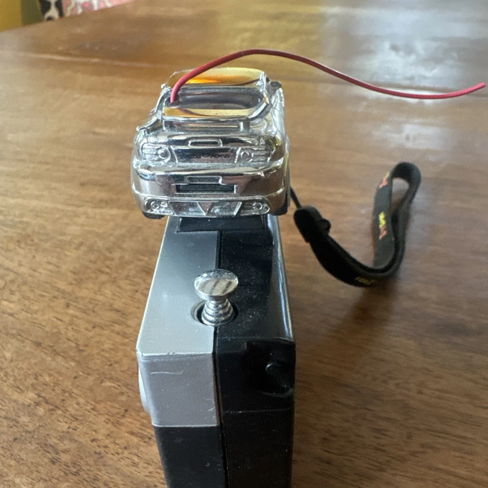 ZipZaps Micro Inalámbrico RC Coche Rojo Radio Shack Cromo Mazda Sin Probar Foto 4 de 4