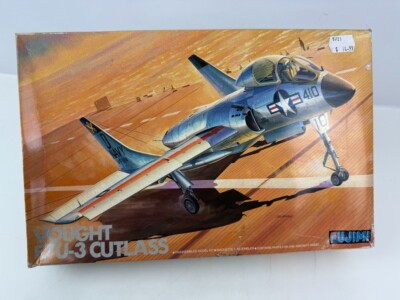 Fujimi #7AH10 Vought F7U-3 Cutlass Model Airplane Kit 1/72 Scale