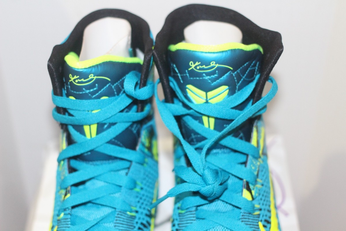 Nike Kobe IX 9 Size 9 DS Perspective Neon Turqouise Black Volt