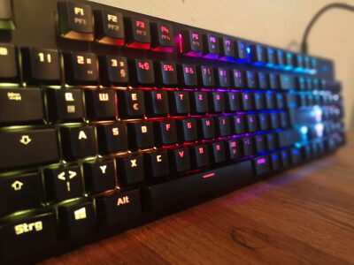 Tesoro Gram Spectrum Low Profile Tastatur Gaming Keyboard mit RGB  ISO DE-Layout