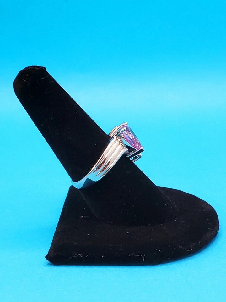 Anillo de amatista lágrima circonita cúbica tono plata circonita cúbica, talla 8 Foto 2 de 4