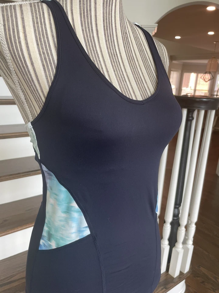 Women's Gap Fit Size XS Navy Blue w/ Tie Dye Detail Racerback Athletic Tank — 第 4/4 张图片