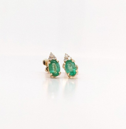 14k Yellow Gold Natural Green Emerald and Diamonds Dainty Women Studs Earrings