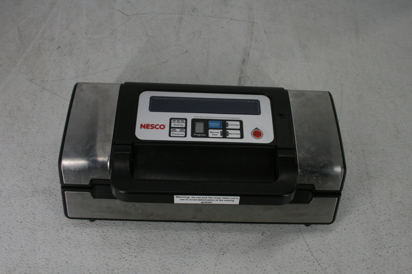 SEE NOTES Nesco VS12 Deluxe Food Vacuum Sealer 130 Watts w 3 Seal