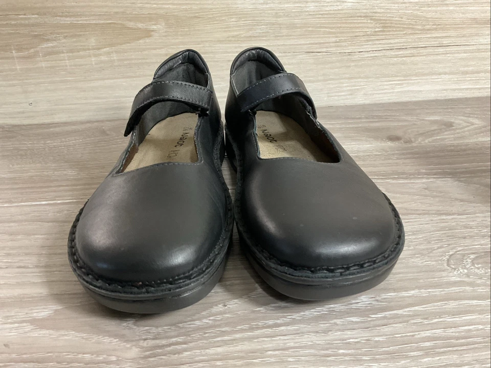 Zapatos planos Naot Martinos Mary Jane de cuero negro cómodos para mujer talla 41 10 Foto 3 de 4