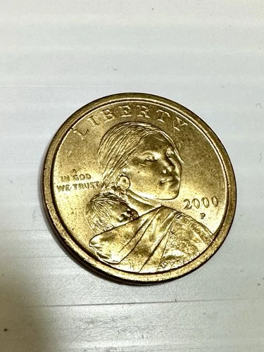 2000 P SACAGAWEA ONE DOLLAR COIN US LIBERTY GOLD COLOR CIRCULATED