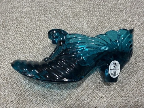 Teal Glass Slipper Shoe Scallop Cat Head 100 anniversary 2005