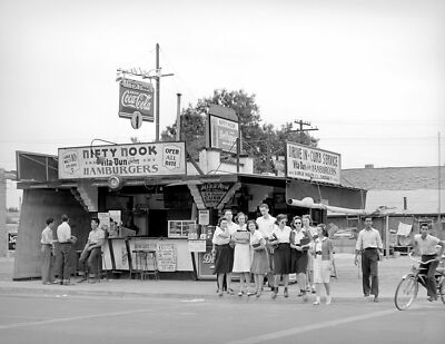 1942 Nifty Nook Hamburger Stand Phoenix AZ Arizona Old Photo 8.5'' x 11'' Reprint