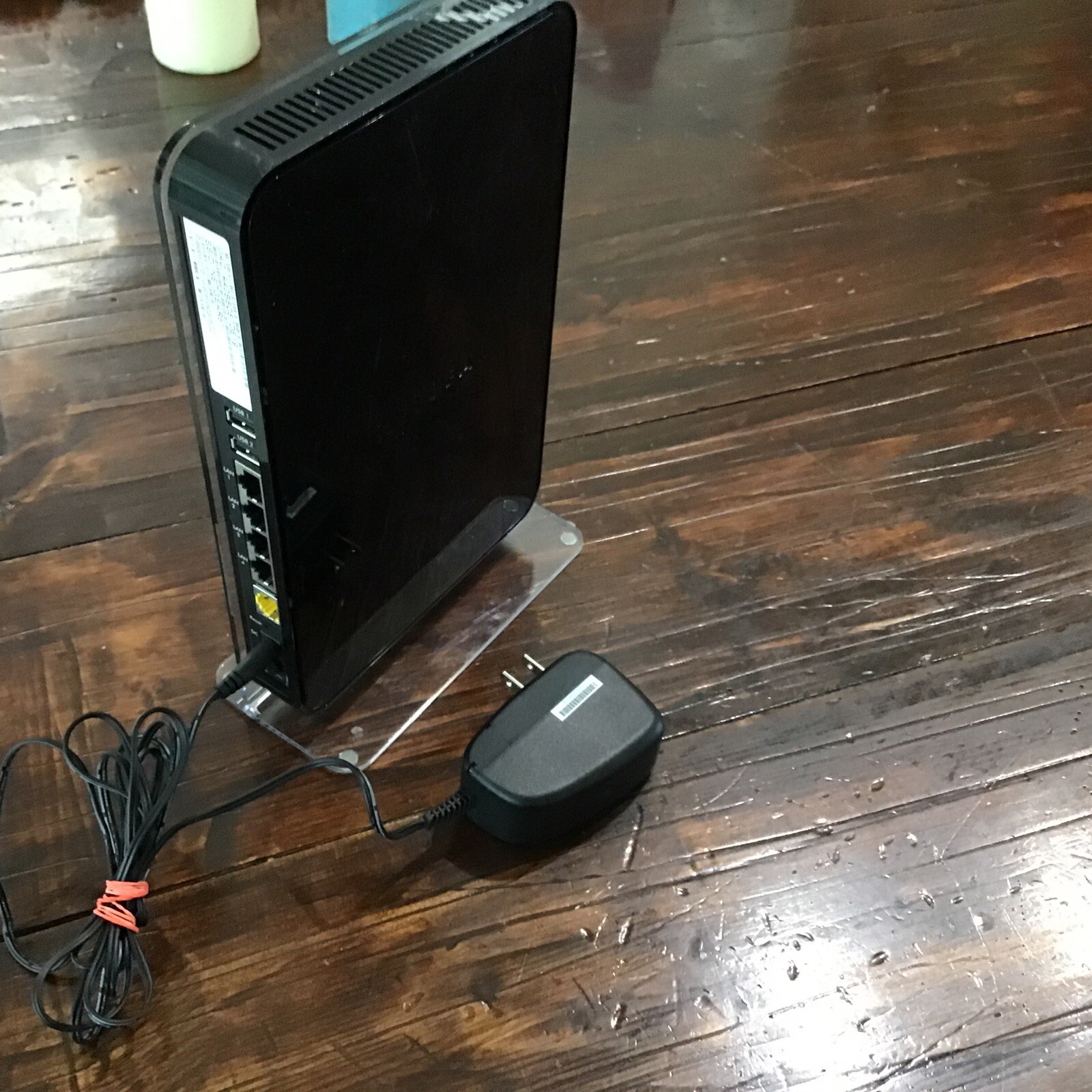 Netgear N900 450 Mbps 4-Port Gigabit Wireless N Router (WNDR4500)