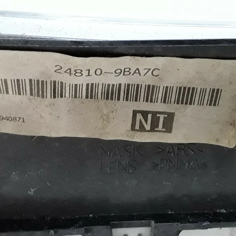 11 2011 Nissan Pathfinder LE MPH 4,0 L 6 cilindros 4x4 velocímetro a través de 3/11 OEM Foto 3 de 3