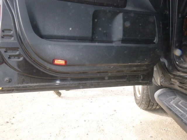 Used Front Left Door Assembly Front fits: 2011 Toyota Tundra Crew Cab 4 Dr elect Foto 2 de 4