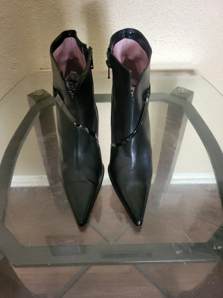 Botas de cuero negras al tobillo Cesare Paciotti para mujer, talla 37/6, Italia, estado muy bueno Foto 3 de 4