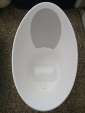 Shnuggle Portable White Infant Baby Bath Tub