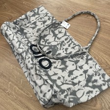 Alo Yoga Large Tote Bag Tie Dye Marble Grey White Gym Yoga Shopper BNWT New
