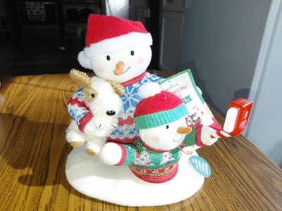 Hallmark Cozy Christmas Selfie Snowman Techno Plush 2020 Sound Light Motion Tags