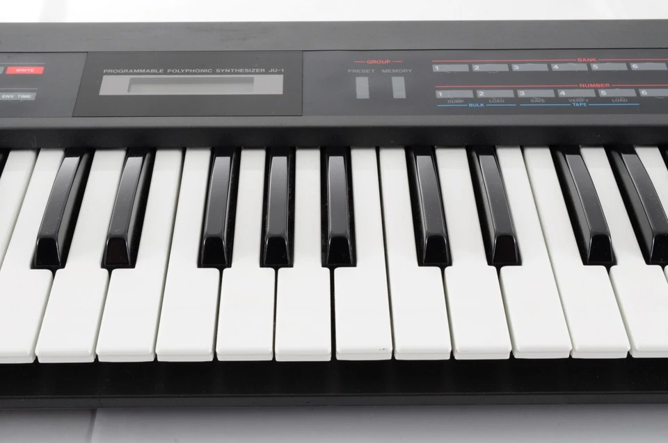 Roland Alpha Juno 1 Programmable Polyphonic Synthesizer 600771 With Transformer - Image 4 of 4