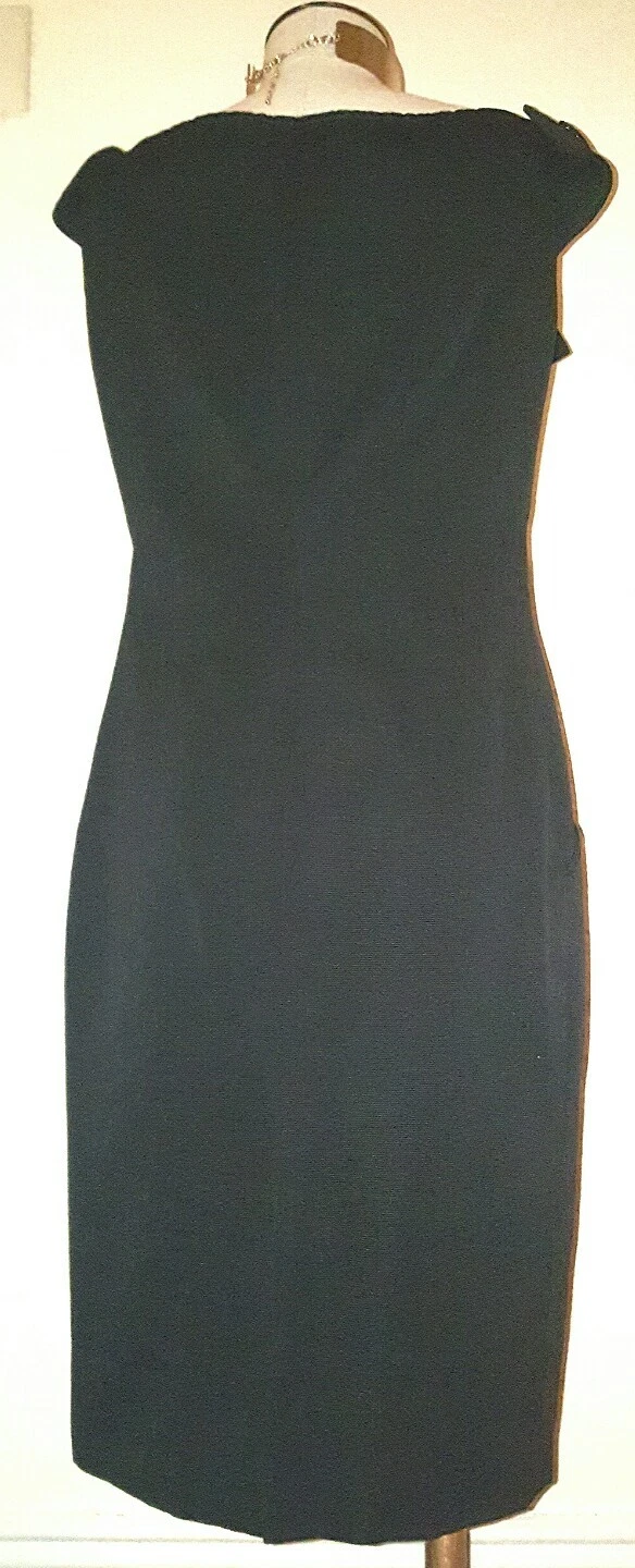 Abito Valentino smanicato profondo bottoni a V aderente davanti piccolo nero taglia 10